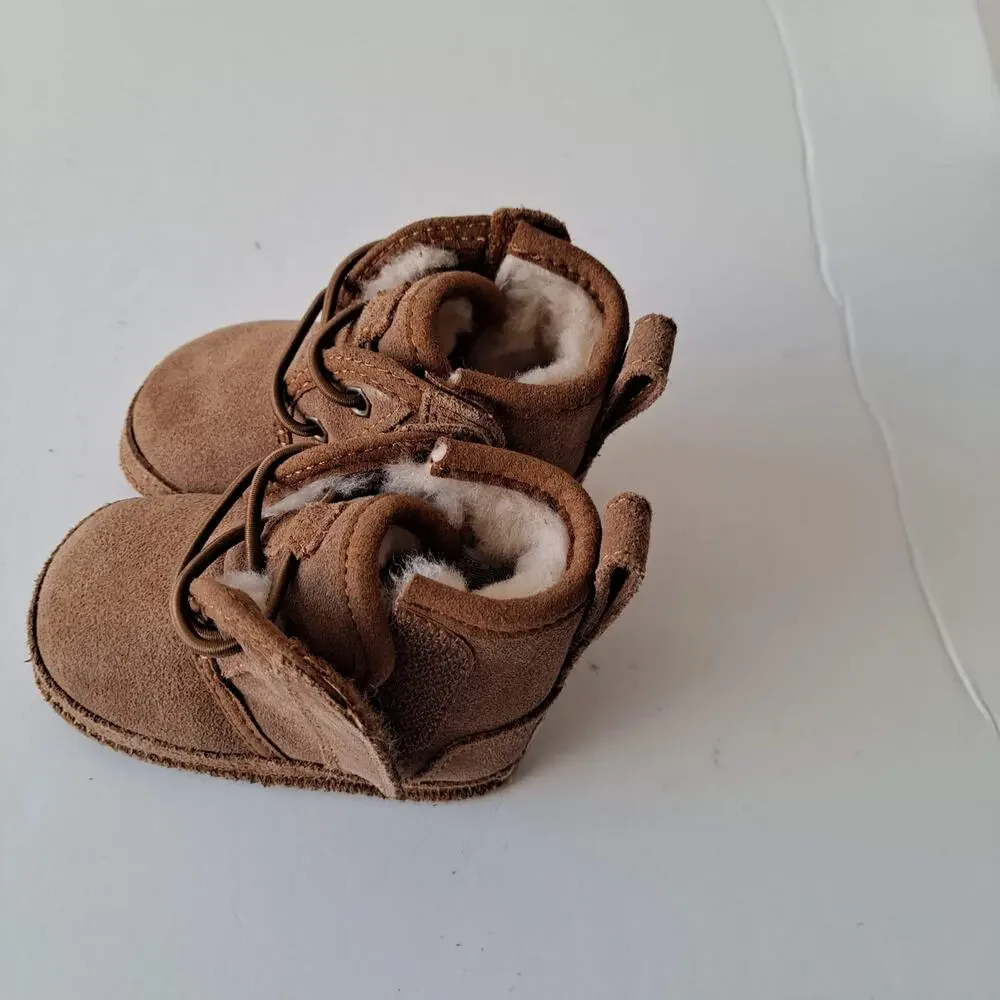 NWB UGG Baby Neumel Suede Wool Lined Ankle Boots Chestnut Kids Infant Size 0/1